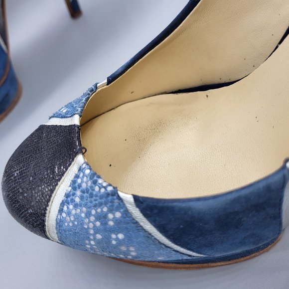 BCBG Max Azria Pamela Platform Pumps - Picture 9 of 14